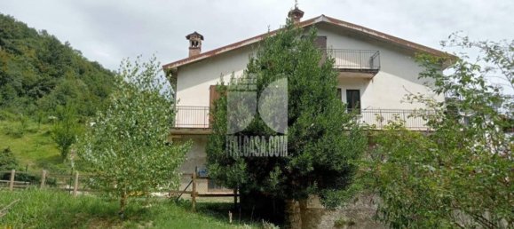 8 غرف نوم منزل في Torre Boldone, Italy رقم 292629 2