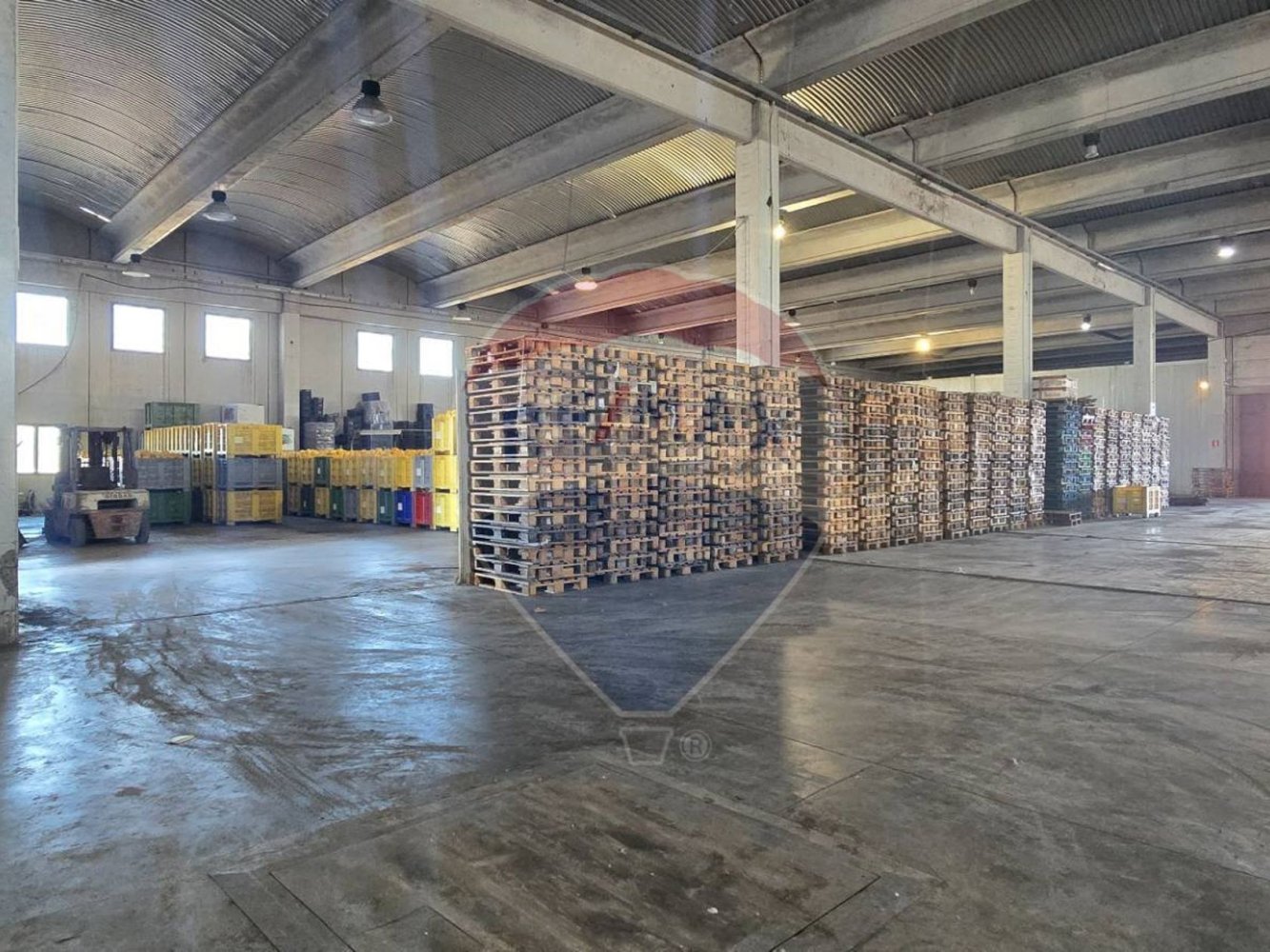 2500m² Warehouse in Ramacca, Italy No. 362051