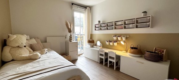 2 bedrooms Apartment in Bougival, France No. 171280 9