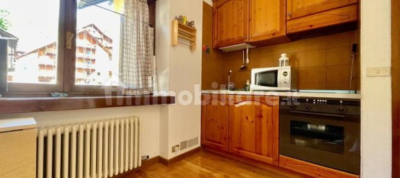 1 bedroom Apartment in Sauze di Cesana, Italy No. 318347 4