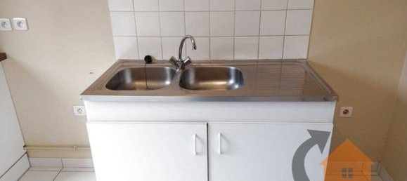 2 bedrooms House in La Loupe, France No. 311917 4