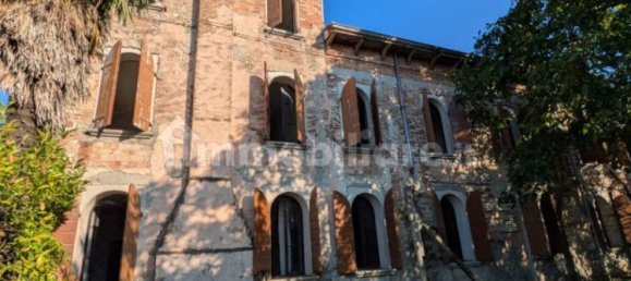 Вилла с 5 комнатами в Паэзе, Италия № 318652 13