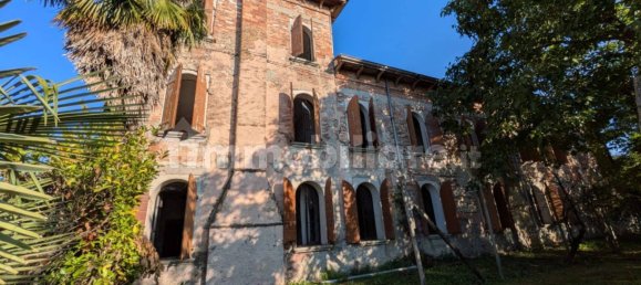 Вилла с 5 комнатами в Паэзе, Италия № 318652 2