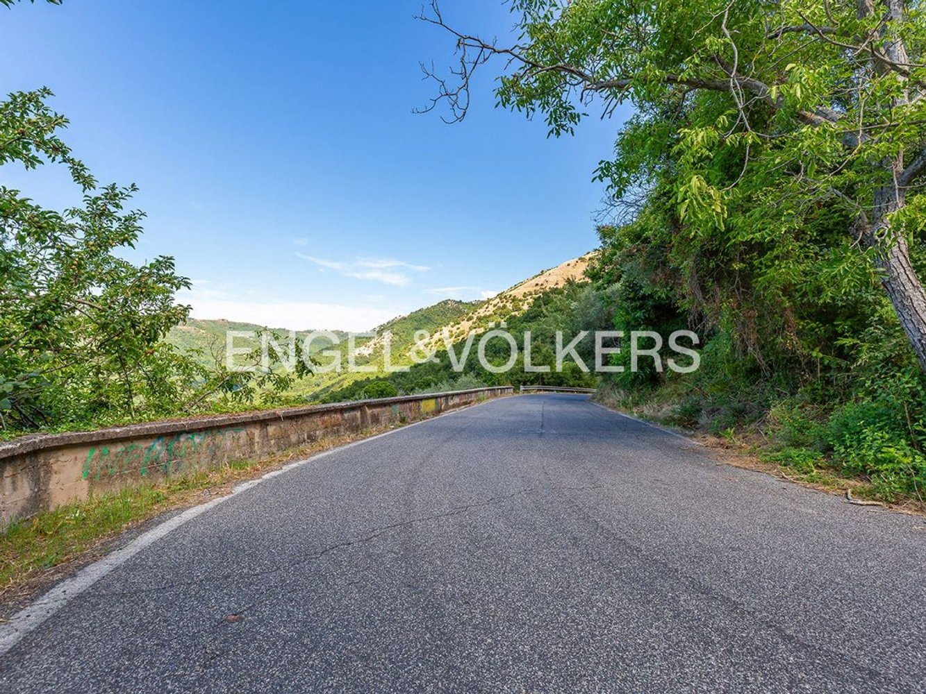 6220m² Land in Rocca di Cave, Italy No. 296023