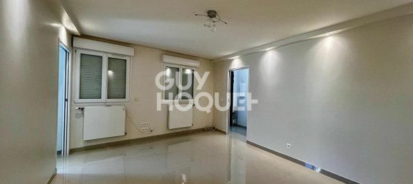 Casa de 2 dormitorios en Fontenay-sous-Bois, France No. 118502 3