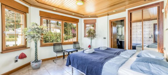 Villa de 6 dormitorios en Alameda, Spain No. 173027 26