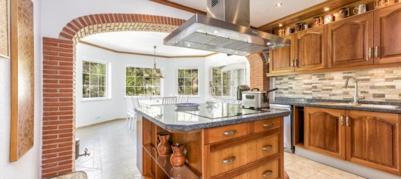 Villa de 6 dormitorios en Alameda, Spain No. 173027 16