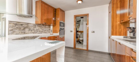 Villa de 6 dormitorios en Alameda, Spain No. 173027 48