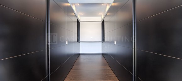 5 bedrooms Villa in Benahavis, Spain No. 120990 3