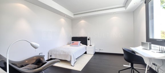 5 bedrooms Villa in Benahavis, Spain No. 120990 8