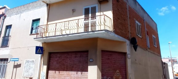 Дом с 6 комнатами в Сесту, Италия № 265949 12