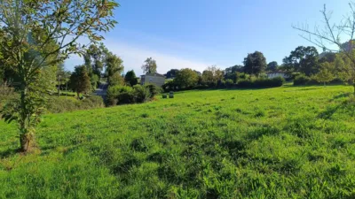  Land in Oviedo, Spain No. 143638