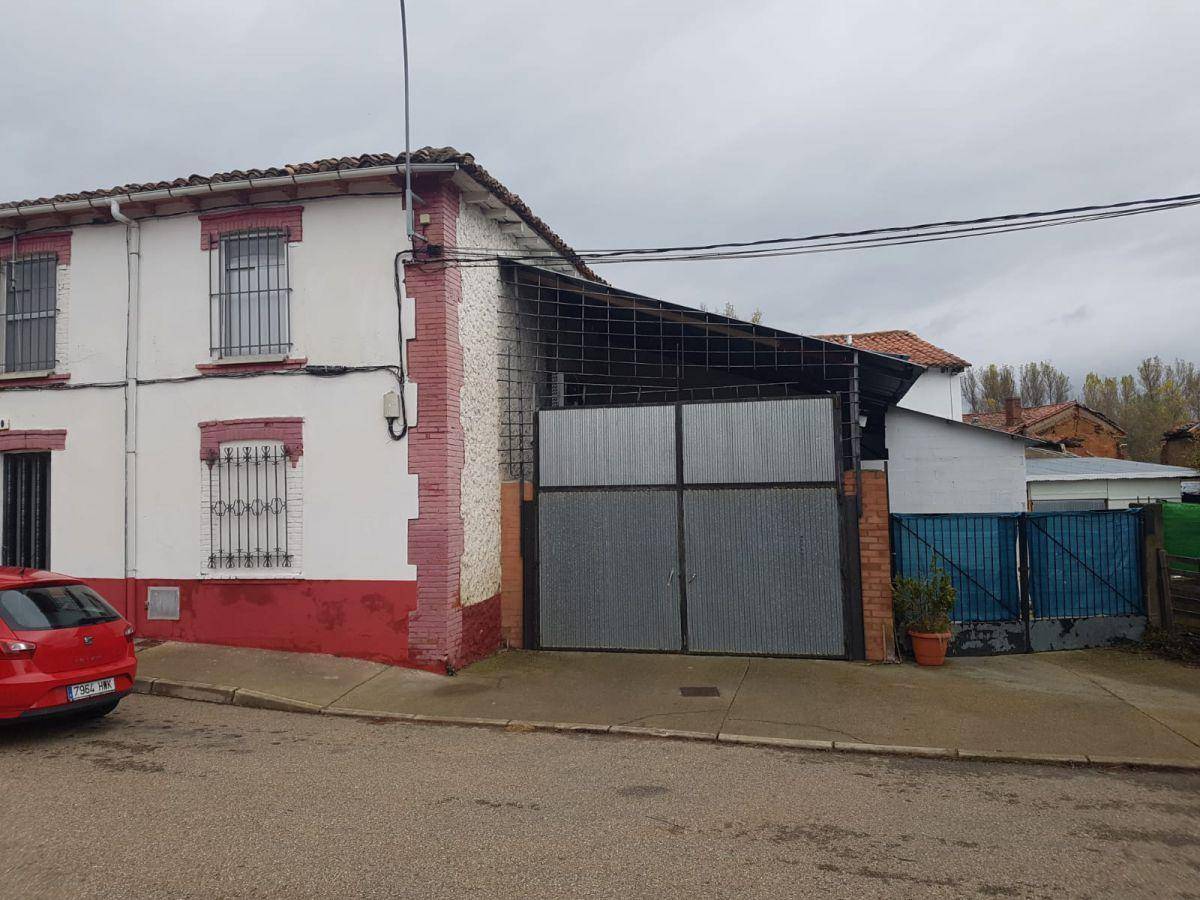  قطعة أرض في Barcelona, Spain 290متر مربع رقم 41712