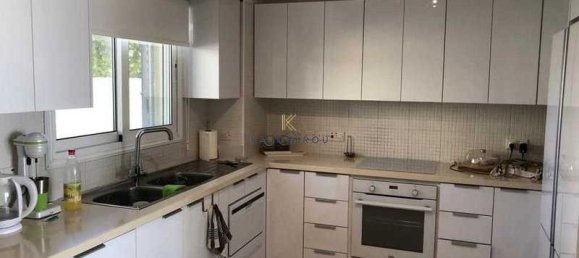 3 bedrooms House in Pervolia, Cyprus No. 14769 4