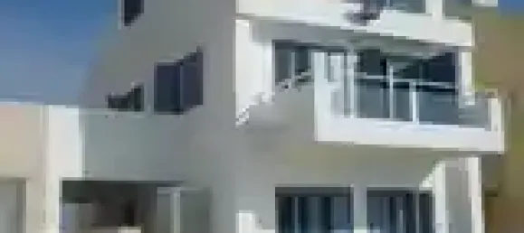 3 bedrooms House in Pervolia, Cyprus No. 14769 30