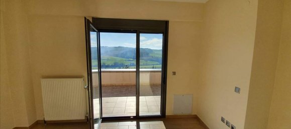 3 bedrooms Commercial property in Thermi, Greece No. 4254 14