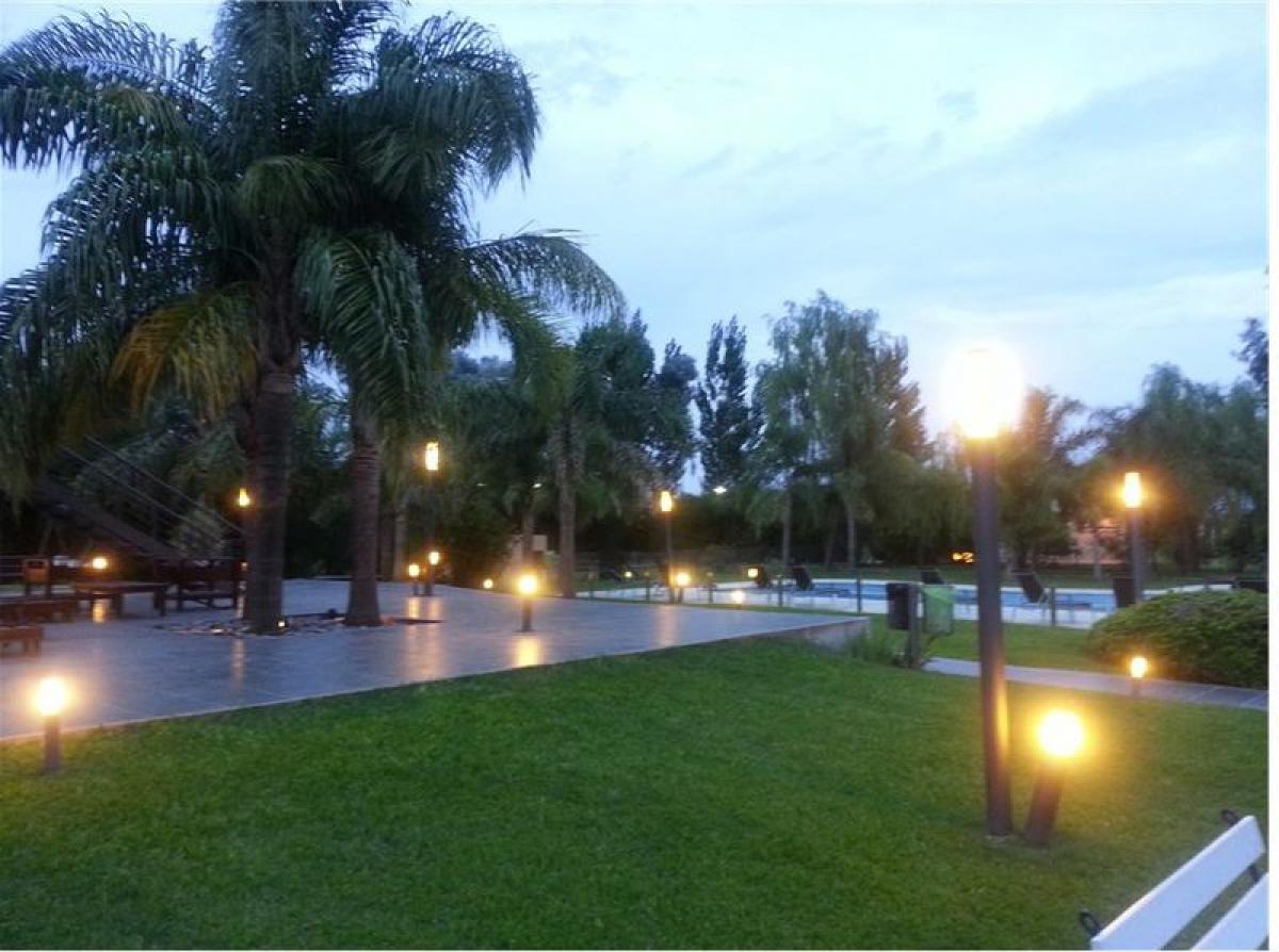 Grundstück in Brandsen, Argentina, Nr. 36729