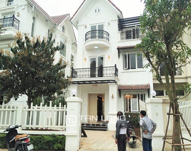 4 bedrooms Villa in Long Bien, Vietnam No. 3039