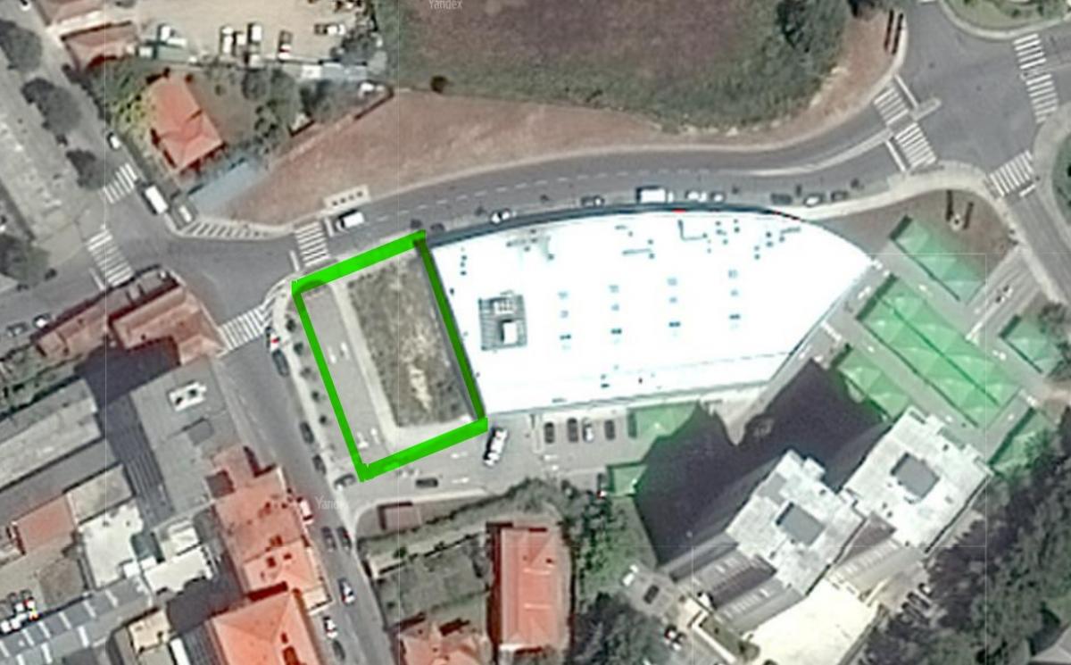  Land in Porto, Portugal No. 9230