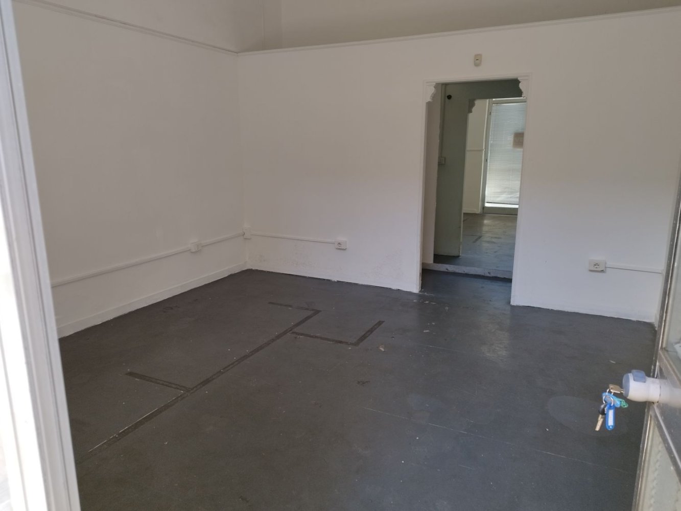 45m² Commercial property in Lecce, Italy No. 16245