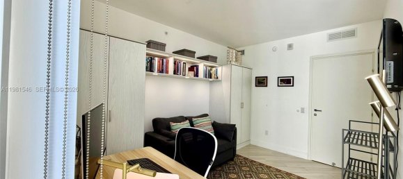 3 Schlafzimmer Gewerbliche Immobilien in Miami, USA, Nr. 615305 6