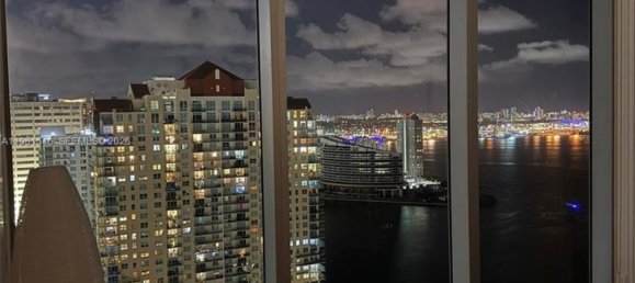 3 Schlafzimmer Gewerbliche Immobilien in Miami, USA, Nr. 615305 21