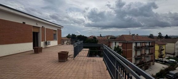 8 Schlafzimmer Penthouse in Jesi, Italy, Nr. 350737 16