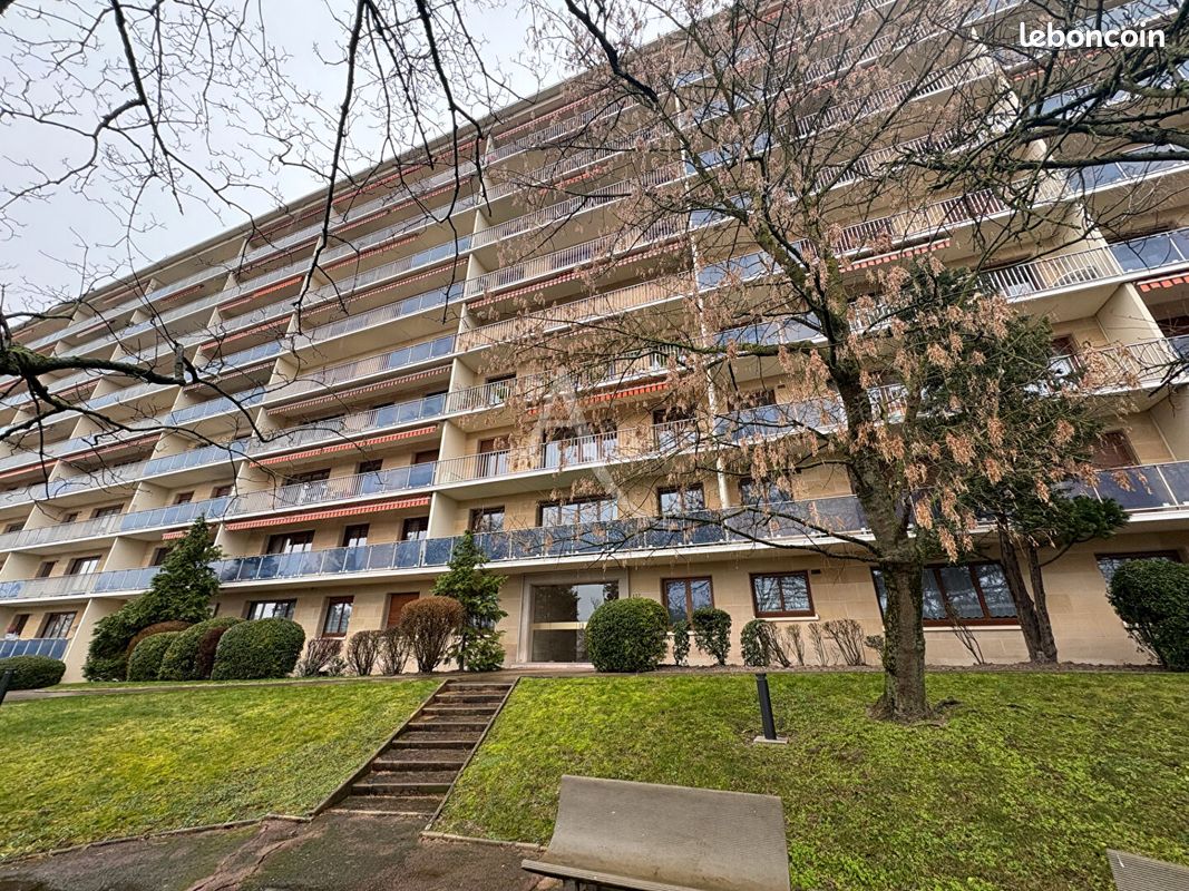 1 bedroom Apartment in Reims, France No. 67231