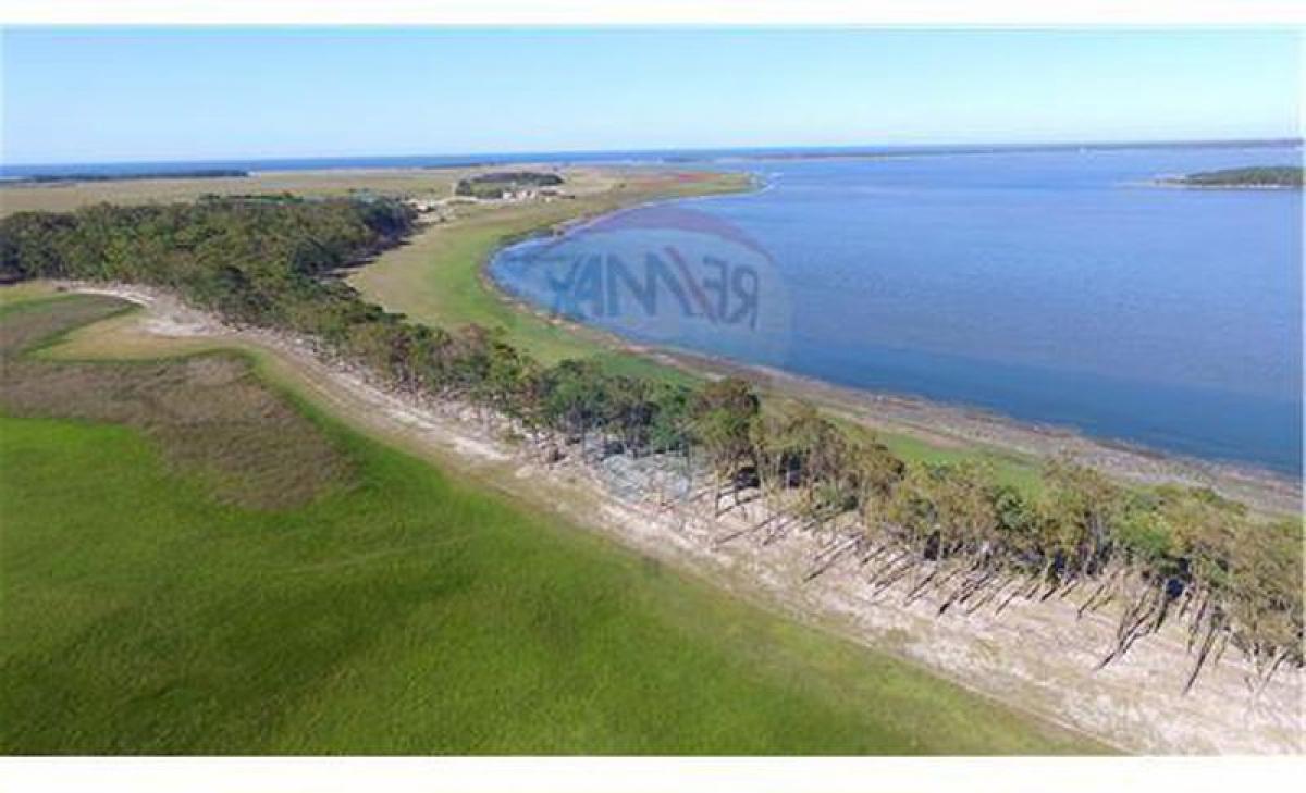  قطعة أرض في Maldonado, Uruguay رقم 14169