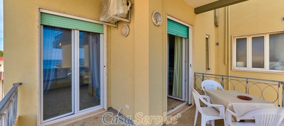 6 rooms Apartment in Gallipoli, Italy No. 237781 4