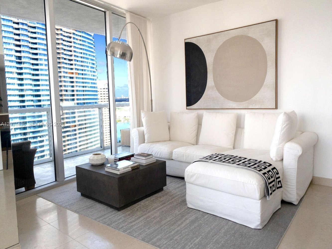2 dormitorios propiedad comercial en alquiler en Miami, Miami-Dade, Florida, USA № 614926