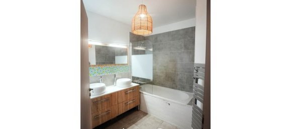 3 bedrooms House in Ger, France No. 276559 9