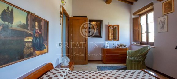9 rooms House in Montegabbione, Italy No. 86157 31