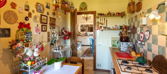 9 rooms House in Montegabbione, Italy No. 86157 28