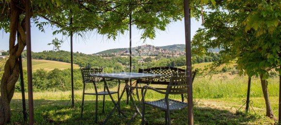 9 rooms House in Montegabbione, Italy No. 86157 44