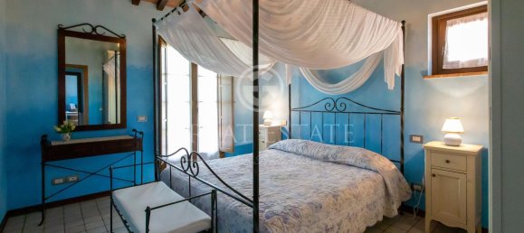 9 rooms House in Montegabbione, Italy No. 86157 38