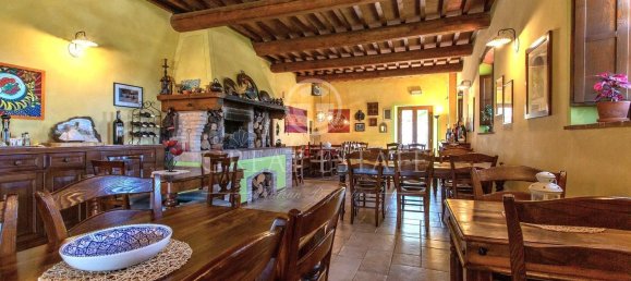 9 rooms House in Montegabbione, Italy No. 86157 23