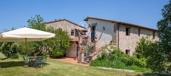 9 rooms House in Montegabbione, Italy No. 86157 14