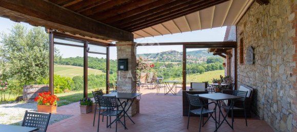 9 rooms House in Montegabbione, Italy No. 86157 8