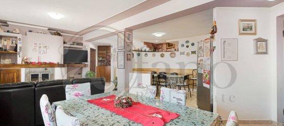 5 bedrooms Villa in Patrica, Italy No. 155074 16