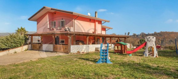 5 bedrooms Villa in Patrica, Italy No. 155074 4