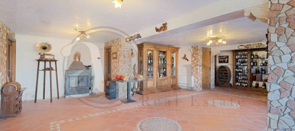 5 bedrooms Villa in Patrica, Italy No. 155074 2