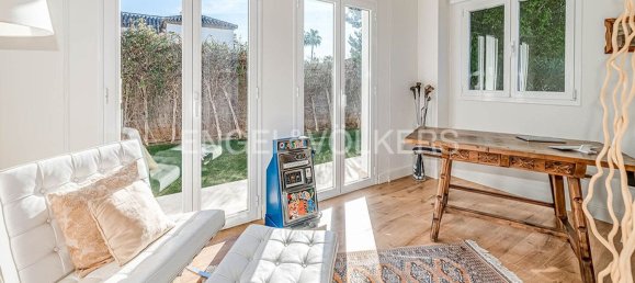 Casa de 5 dormitorios en Marbella, Spain No. 101311 6