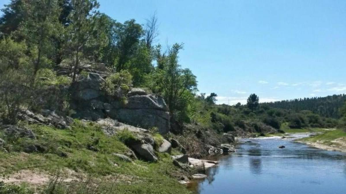 Terreno en Córdoba, Argentina No. 43334