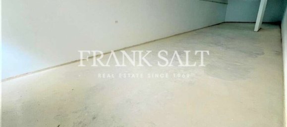 Магазин 250м² в Зеббудж, Мальта № 12664 2