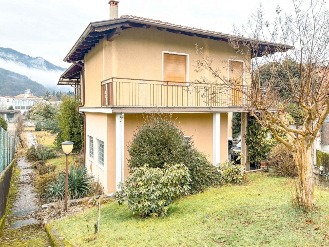 Armazém em San Maurizio d'Opaglio, Italy 2500 m² N.º 379714