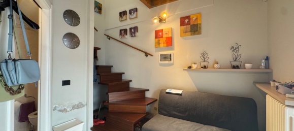 3 bedrooms Duplex in Parma, Italy No. 379077 3