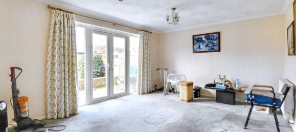 3 bedrooms House in Stanford-le-Hope, United Kingdom No. 4976 16