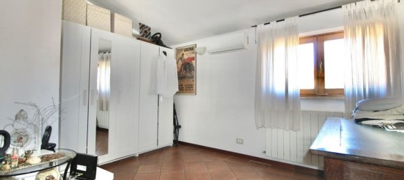 6 rooms Apartment in Siena, Italy No. 151923 19