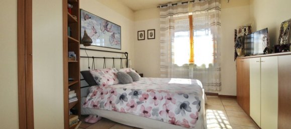 6 rooms Apartment in Siena, Italy No. 151923 6